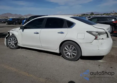 2015 Nissan Altima 2.5 from USA, damaged, VIN 1N4AL3AP2FC270563